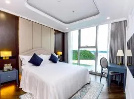 Centara Hotel & Residences Van Don