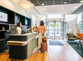 Novotel Paris 17, хотел в Париж