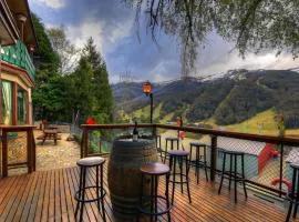 Candlelight Lodge