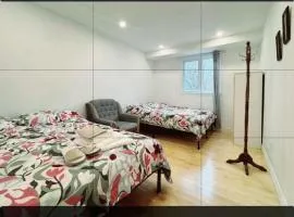 Family-Friendly Private Room With 2 Queen Beds