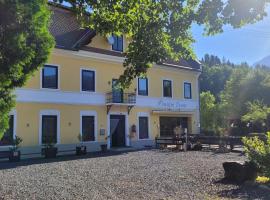 Pension Leano, hotel em Nötsch