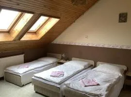Leveleki Eszter Üdülő