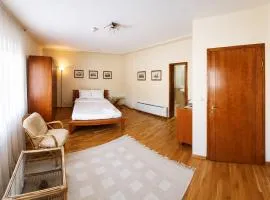 Room 2