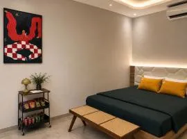Bi Room