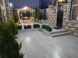 Beach House Buzovna, hotel u gradu 'Baku'