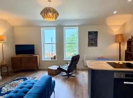 South Shoal - seafront, sea view apartment