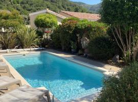 Comme à la maison près de la DOLCE VIA, hotel v destinaci Saint-Fortunat-sur-Eyrieux