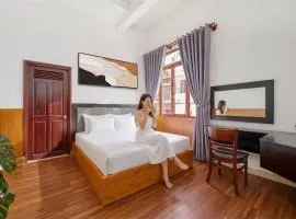 Grand Center Da Lat by Lilly Hotel