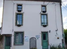 Le Logis des Douves