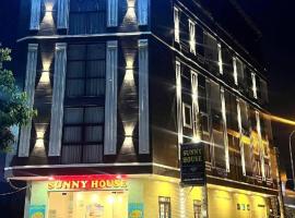 Sunny House Hostel, хотел в Ấp An Mỹ