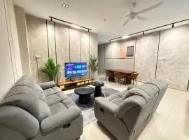 FunkyVila1 18PAX 4BR Near188Tower, Artstreet, HTAA
