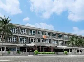 B2 Ubon Boutique & Budget Hotel