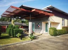 Suwannaphum Trang Resort