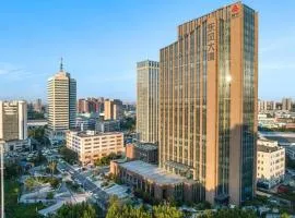 PALACE Hotel(Qingdao Golden Beach Resort Dongfeng Building)