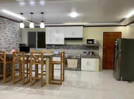 Michael's Homestay -  Farm Villa near Patar Beach and Bolinao Falls, hotel a Luna