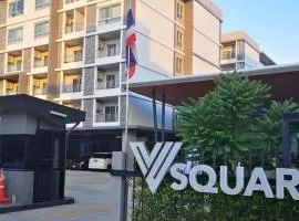 V Square hotel