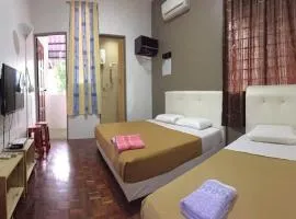 Motel Two U