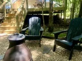 Cozy Glamping Tents Nestled in a Serene Forest Near Gentry, AR