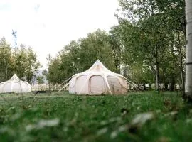 Relaxing Bell Tent for a Romantic Glamping Getaway near Yellowstone National Park, Idaho