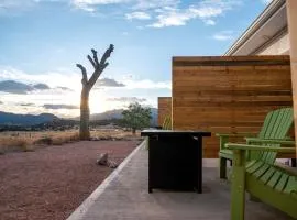 Cozy Modern Suite Rental with Gorgeous Mountain Views for a Romantic Getaway in Canon City, Colorado