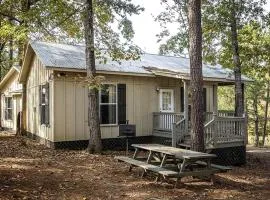 Scenic Waterfront Cabin with Private Pond and Outdoor Amenities near Zwolle, Louisiana