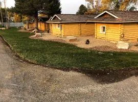 Rustic Log Cabin for Four Close to Mesa Falls in Ashton, Idaho