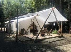 Luxurious Safari Tent for an Unforgettable Glamping Escape near Forks, Washington