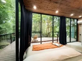 Creekside Glass Suite - Unit 1