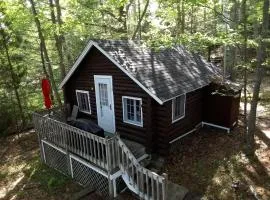 Romantic Cottage Retreat for Couples near Lincolnville, Maine