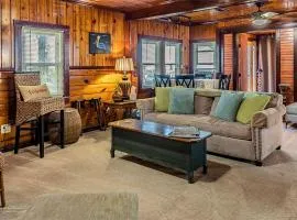 Vintage-Inspired Haven with Bright Interiors & Relaxing Outdoor Spaces in Bacliff, Texas
