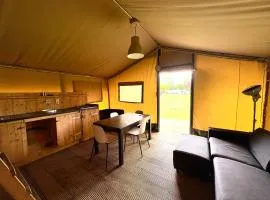Rustige Safari tent 4-6 personen in Zeeland