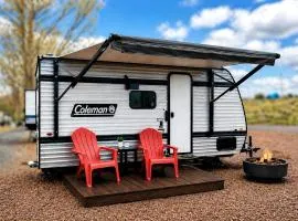 Rustic Canyon Camper Bunk Retreat with Mini Bunks Near Route 66 in Williams, Arizona
