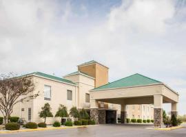 Quality Inn Hayti North – hotel w mieście Hayti