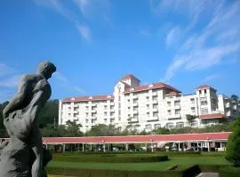 West Lake Resortopia