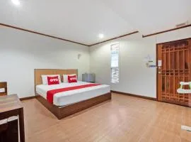 OYO 757 Black Bamboo Resort