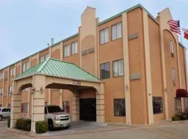 Quality Suites Abilene Mall Area