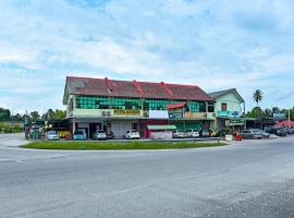 OYO 90639 Hotel Azimah, hotel i Kampong Cherang Tuli
