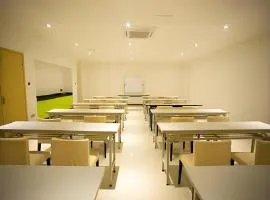 Jinjiang Inn Select Zhenjiang Wanda Plaza Xijindu