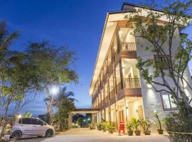 YAIBUA HOTEL, hotelli kohteessa Ban Kaeo