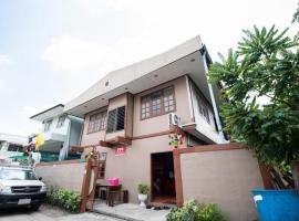 OYO 691 Don Muang Boutique House, hotel perto de Aeroporto Internacional de Don Mueang, Bangkok