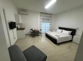 La Marina Rooms HOWME