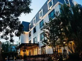 Marquise Boutique Hotel
