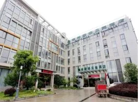 GreenTree Inn Jiangsu Nanjing Maqun Street Communication Technician Insititution Shell Hotel