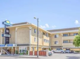 Days Inn by Wyndham Eureka CA