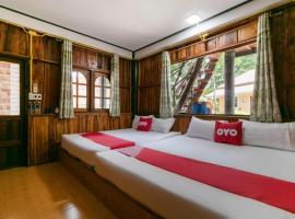 OYO 948 Bamboo River Resort, hotel di Kaeng Kachan