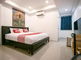 OYO 568 Art Hotel Hua Lamphong