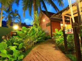 Six Villa Inn