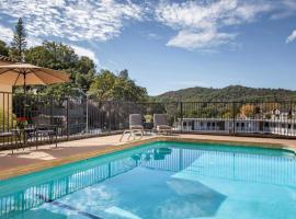 The Sonora Inn, ξενοδοχείο σε Sonora