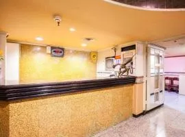 Ti Hwa Hotel