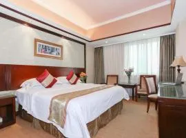 Vienna Hotel Shenzhen Pingshan Highway Station